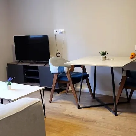 Family 21 Apartamento Tirana